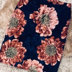 Beautiful Floral Pencil Skirt